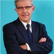 Profesor de matemáticas con muchos años de experiencia